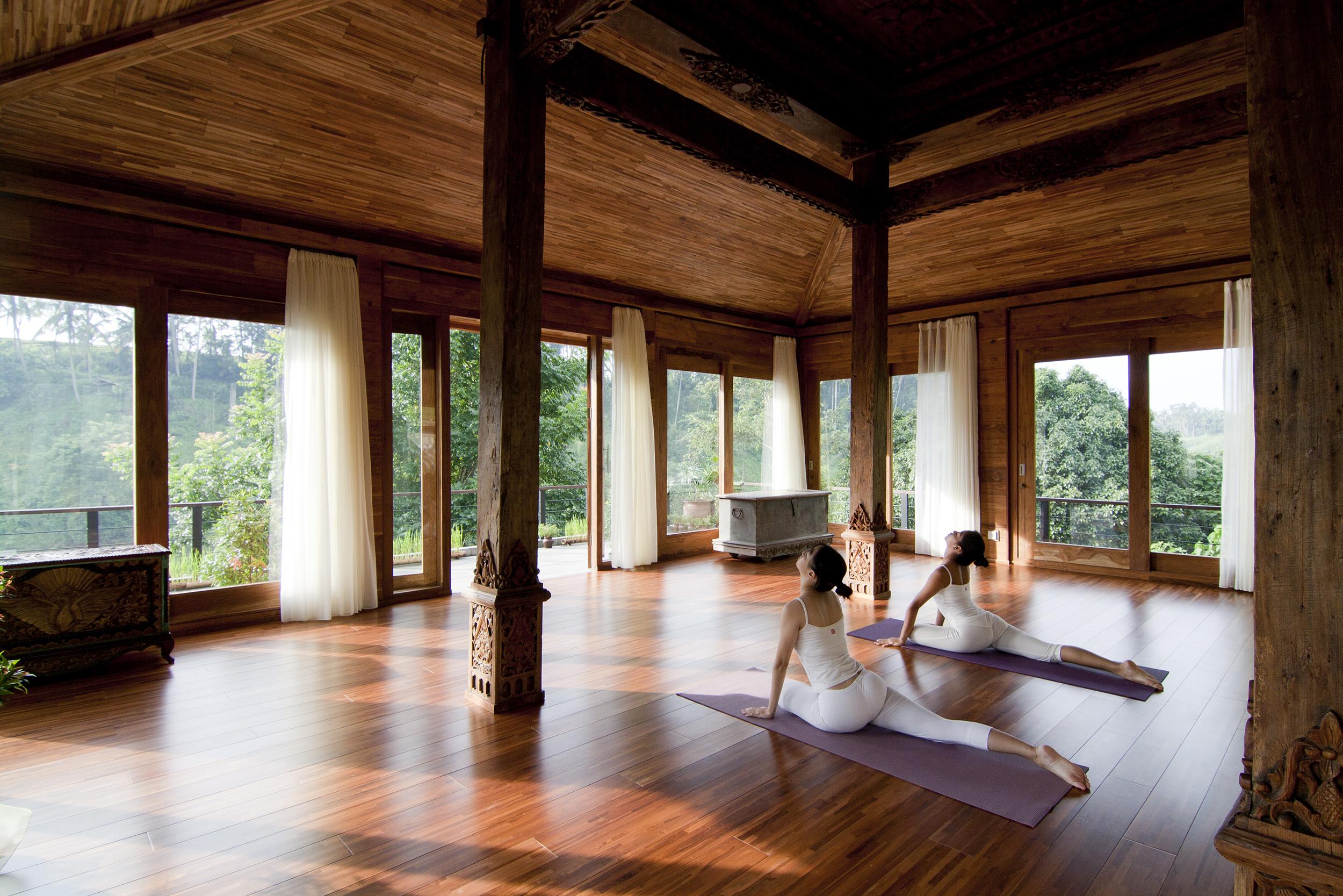 Resort Kamandalu 5*